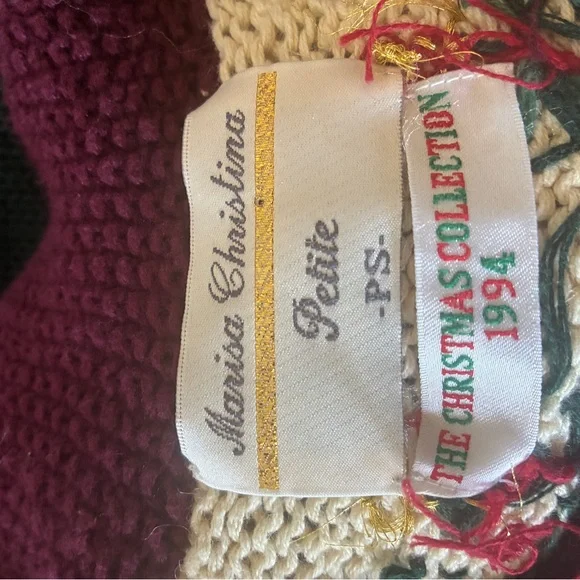 Vintage Floral Embroidered Christmas Sweater Size S - Picture 12 of 16